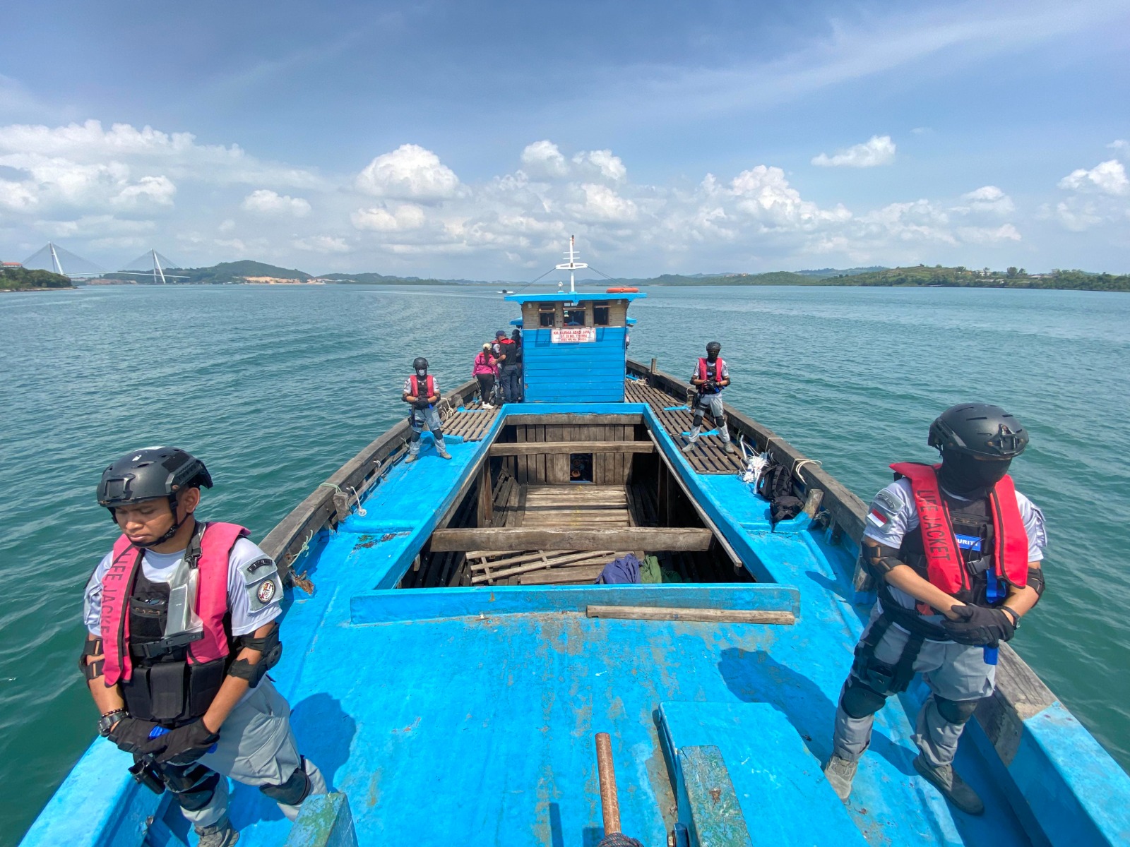 Gambar 325